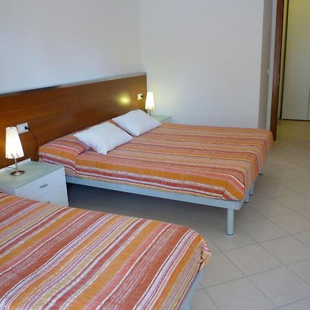 ビビオーネResidenza Le Acacieアパートメント エクステリア 写真
