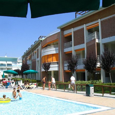 ビビオーネResidenza Le Acacieアパートメント エクステリア 写真